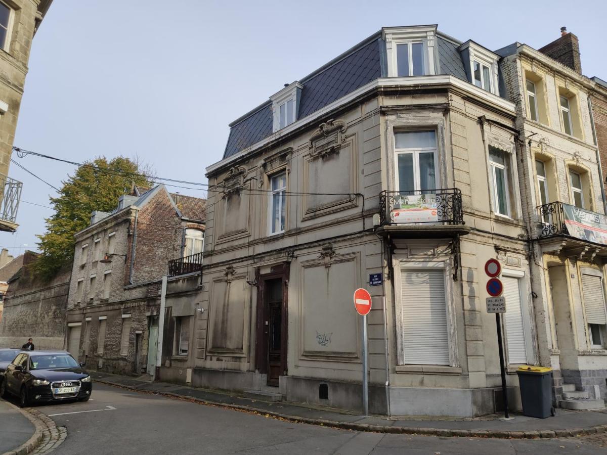 Residence Musee-Home - Centre Ville Valenciennes Kültér fotó
